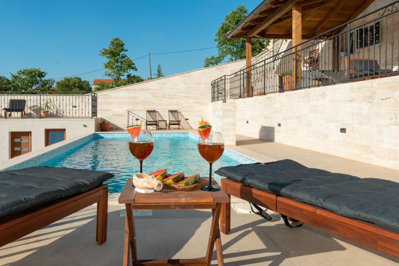 Modern Rustic Villa Kate Benkovac Kültér fotó