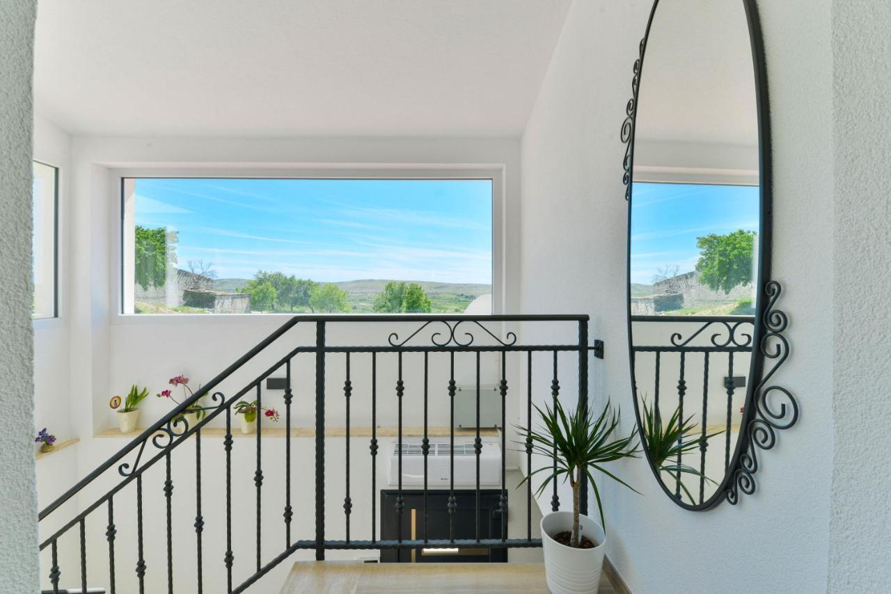 Modern Rustic Villa Kate Benkovac Kültér fotó