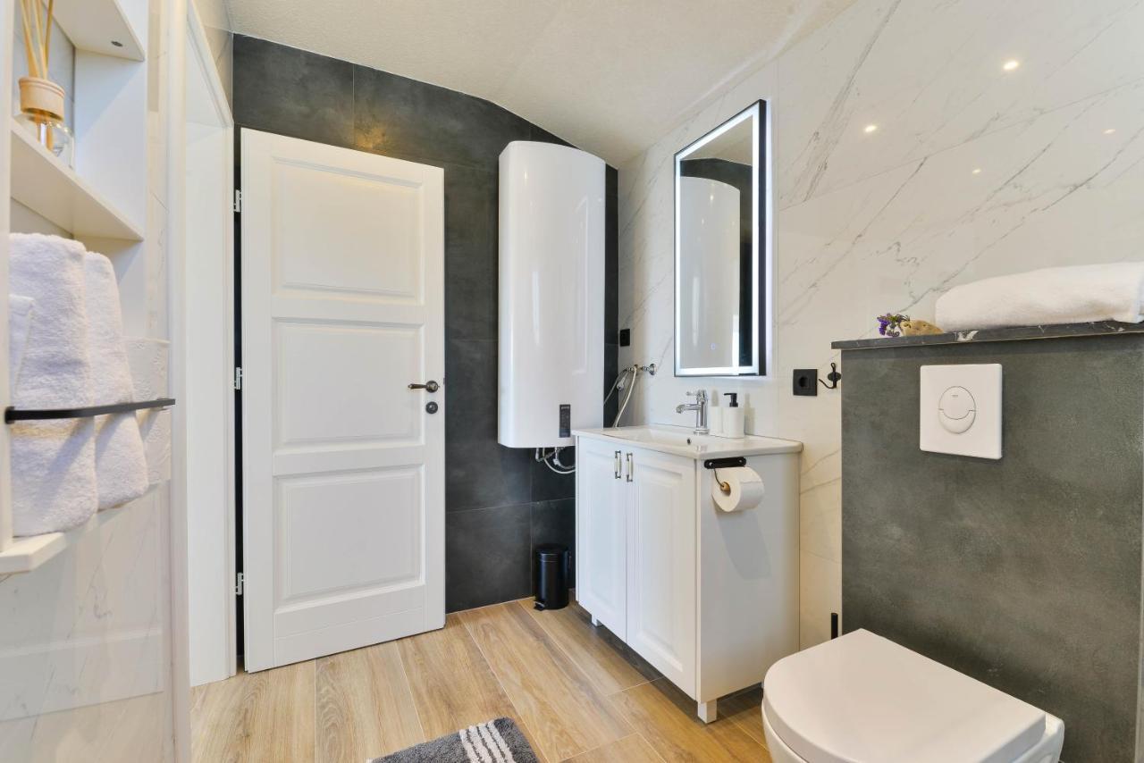 Modern Rustic Villa Kate Benkovac Kültér fotó